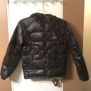 The North Face puffer jacket like new 🖤